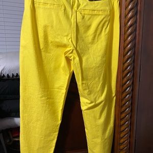 Scalloped hem Banana Republic crops.